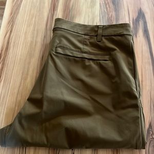 Lululemon Commission Classic Fit Pant 32” inseam Warpstreme